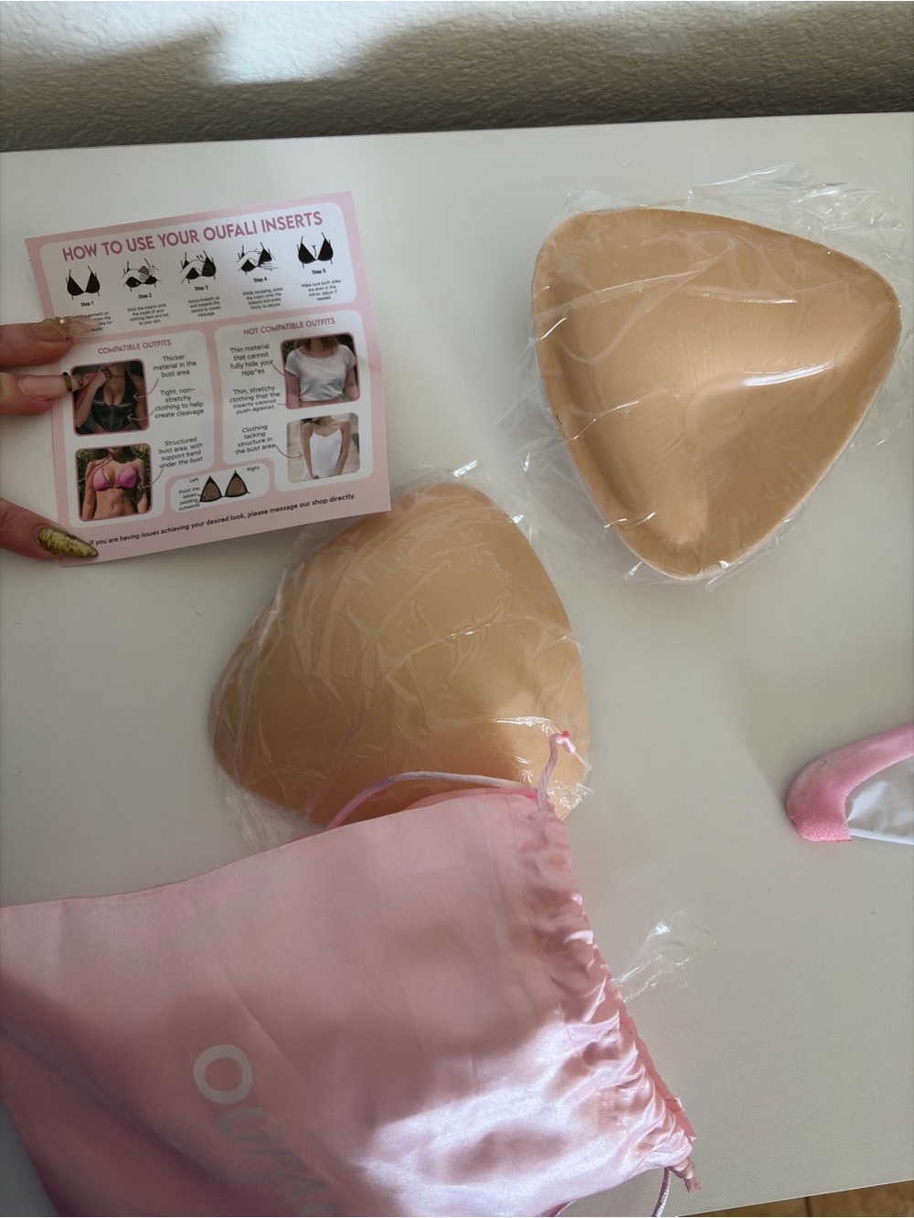 OUFALI Push up Sticky Inserts and Pink Satin Drawstring Pouch